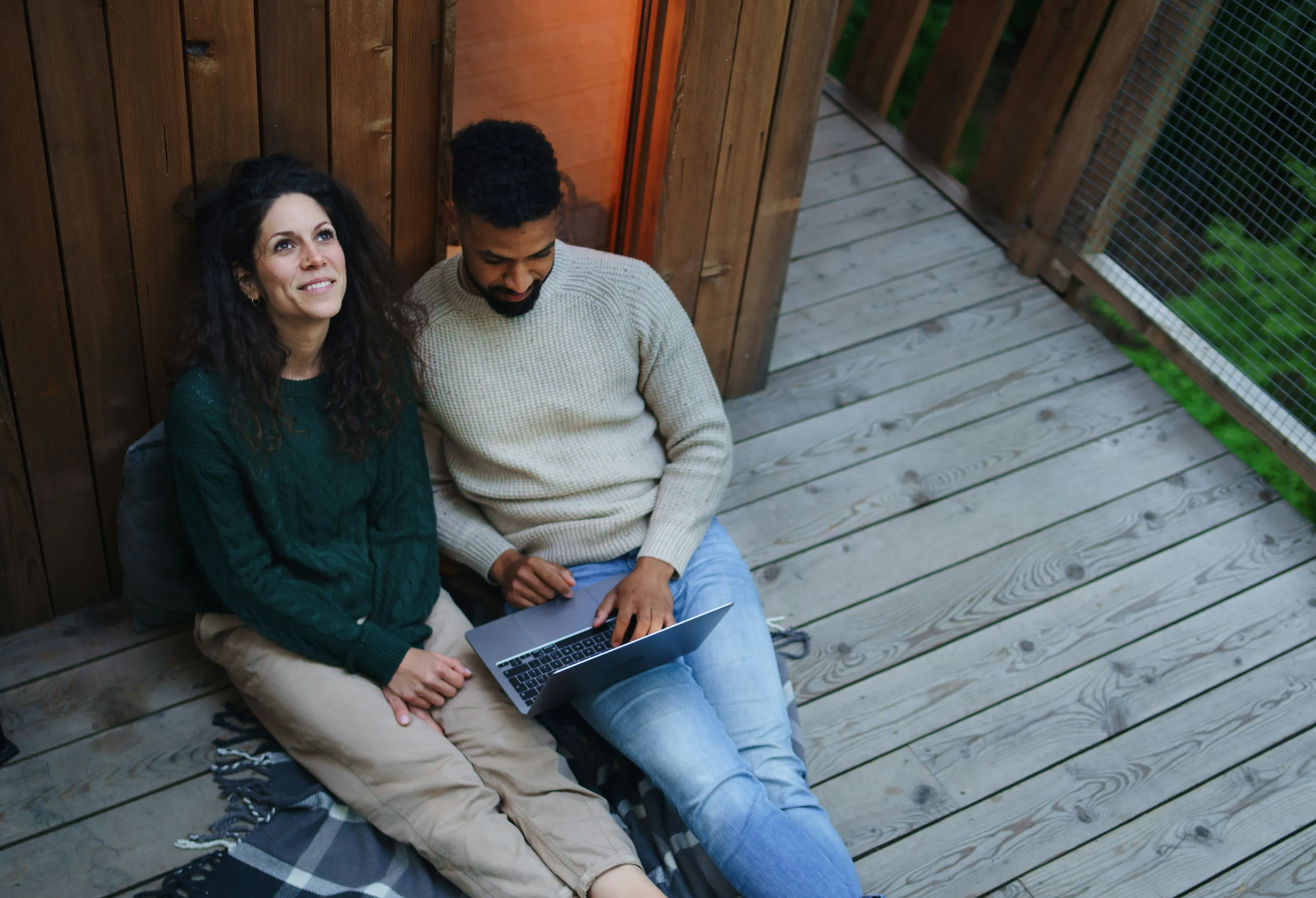 couple-online-shopping-deck-cropped-2