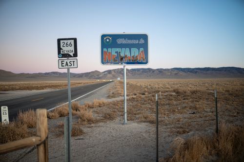 Welcome to Nevada sign on highway