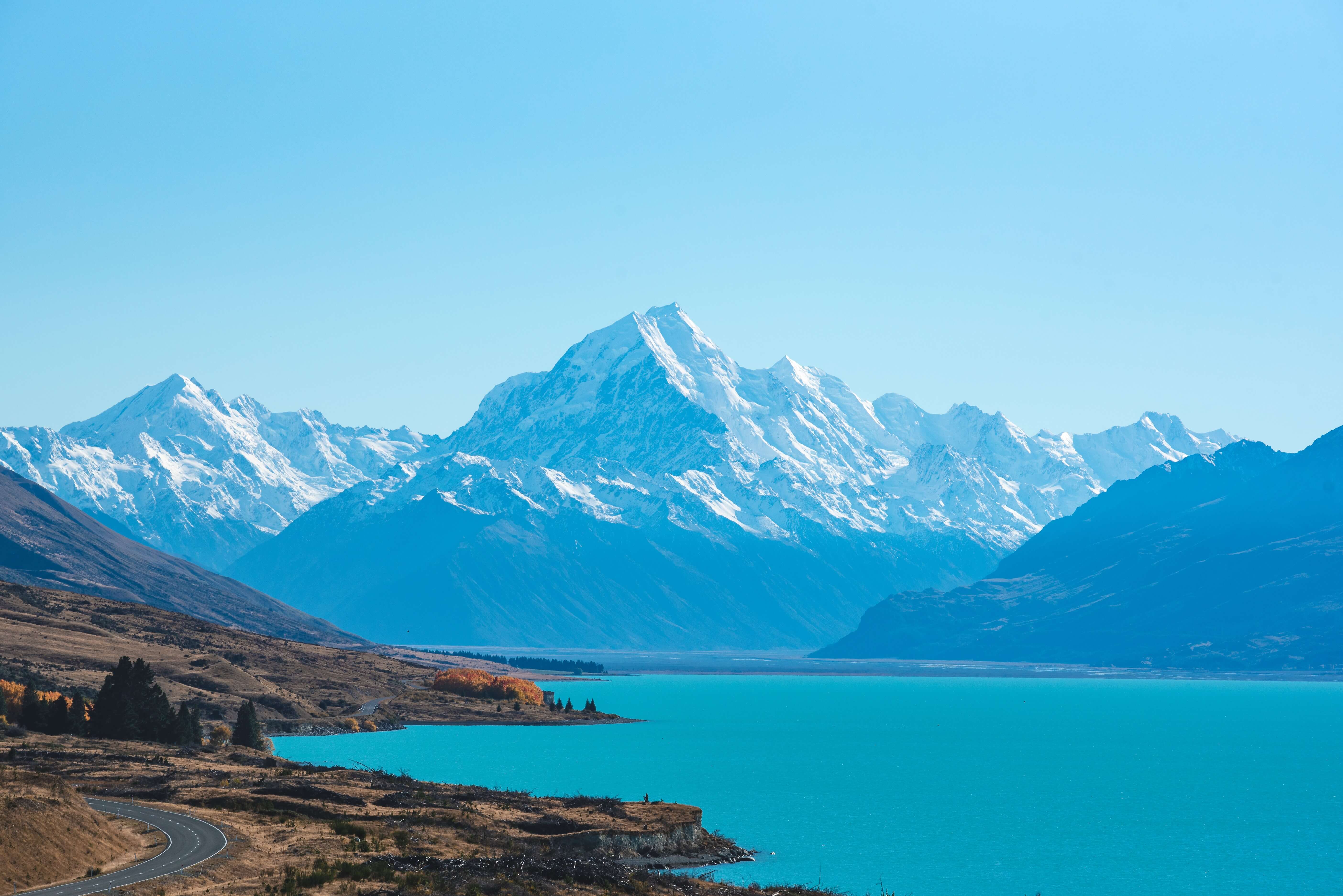 10 Must Know Reasons to Move to New Zealand Featured Image
