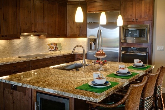 staging-kitchen staging-kitchen